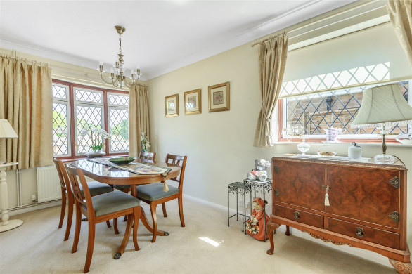 Property thumbnail image 4