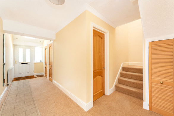 Property thumbnail image 3