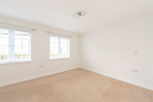 Property thumbnail image 3