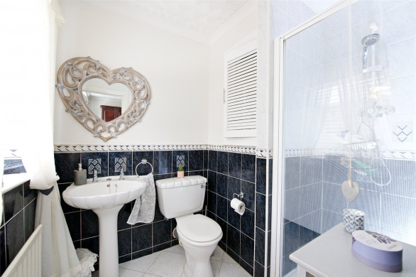 Property thumbnail image 7