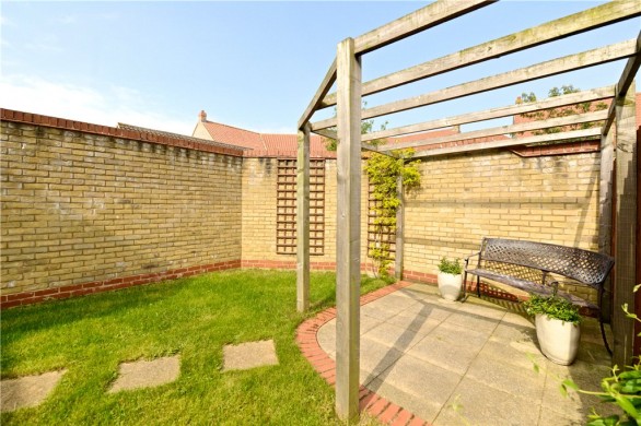 Property thumbnail image 3