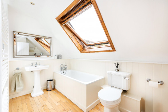 Property thumbnail image 6