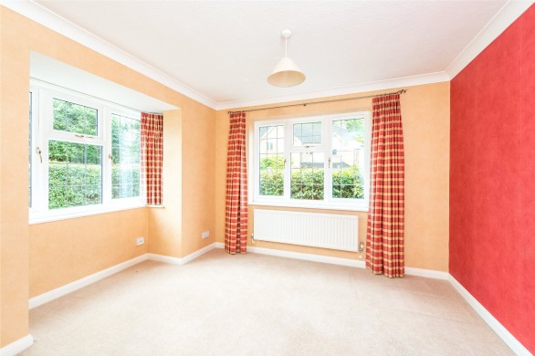 Property thumbnail image 3