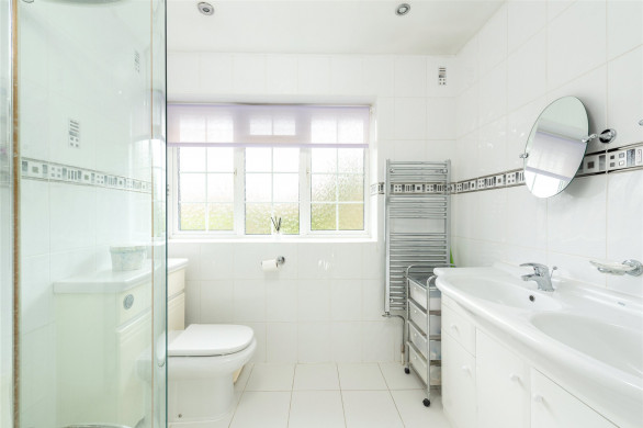 Property thumbnail image 10