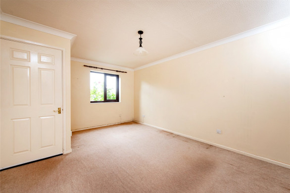 Property thumbnail image 2