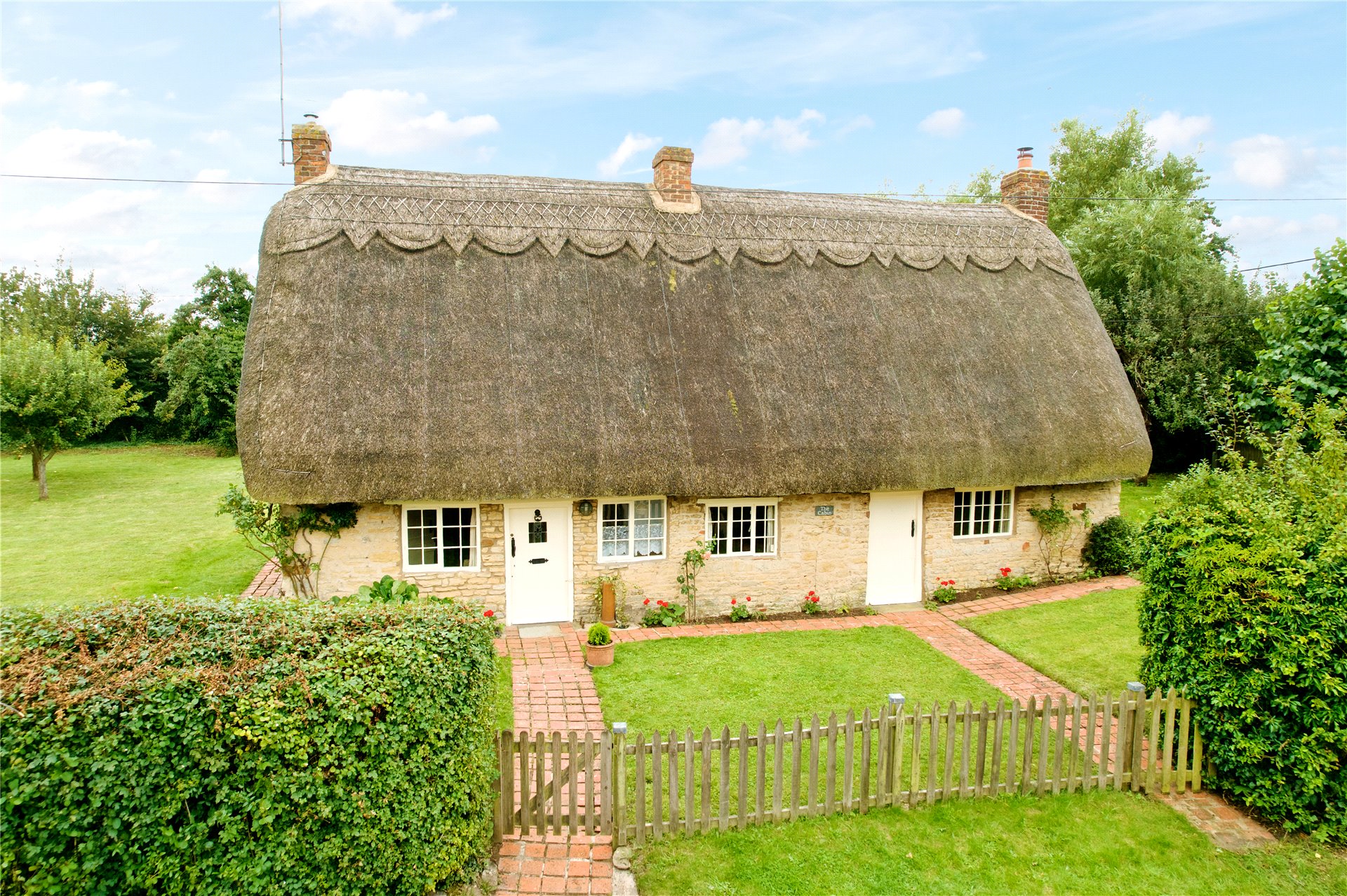 The Cabin, The Lane, Grafton Regis, Towcester, Northamptonshire, NN12 ...