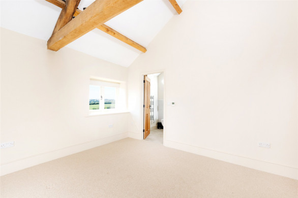 Property thumbnail image 4