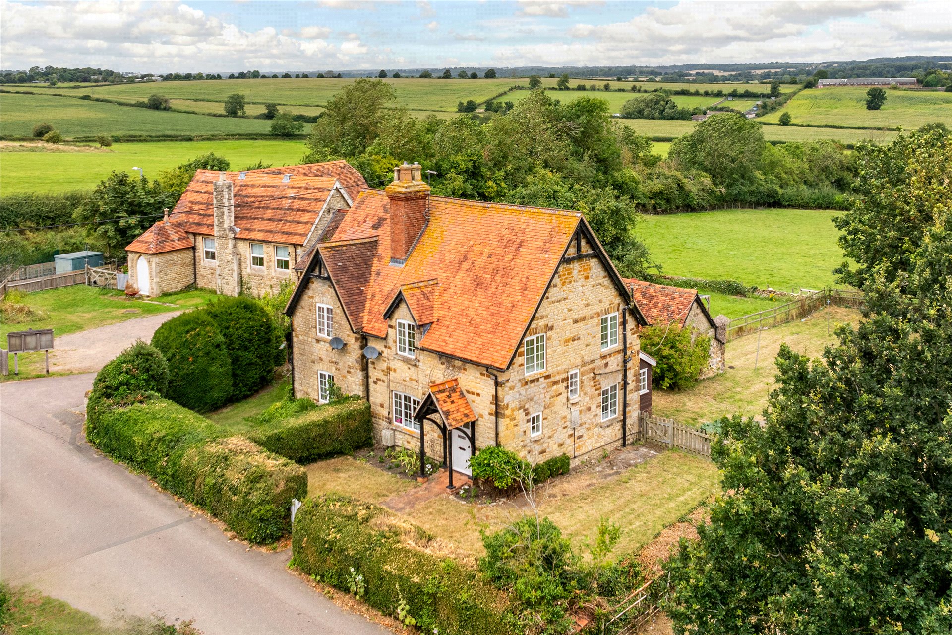 2 Manor Cottages, The Lane, Grafton Regis, Towcester, Northamptonshire ...